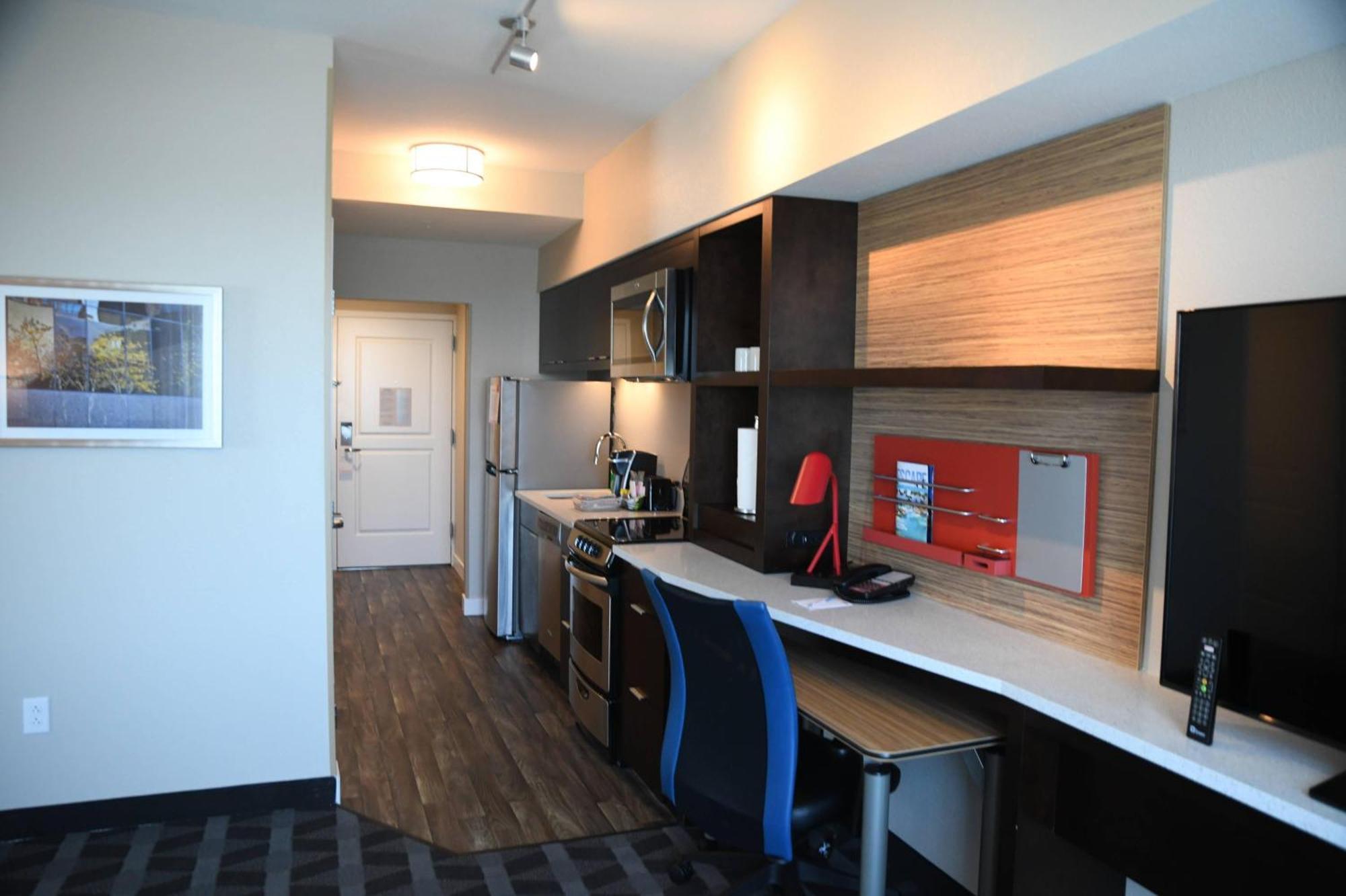 Towneplace Suites Kansas City At Briarcliff Exterior foto