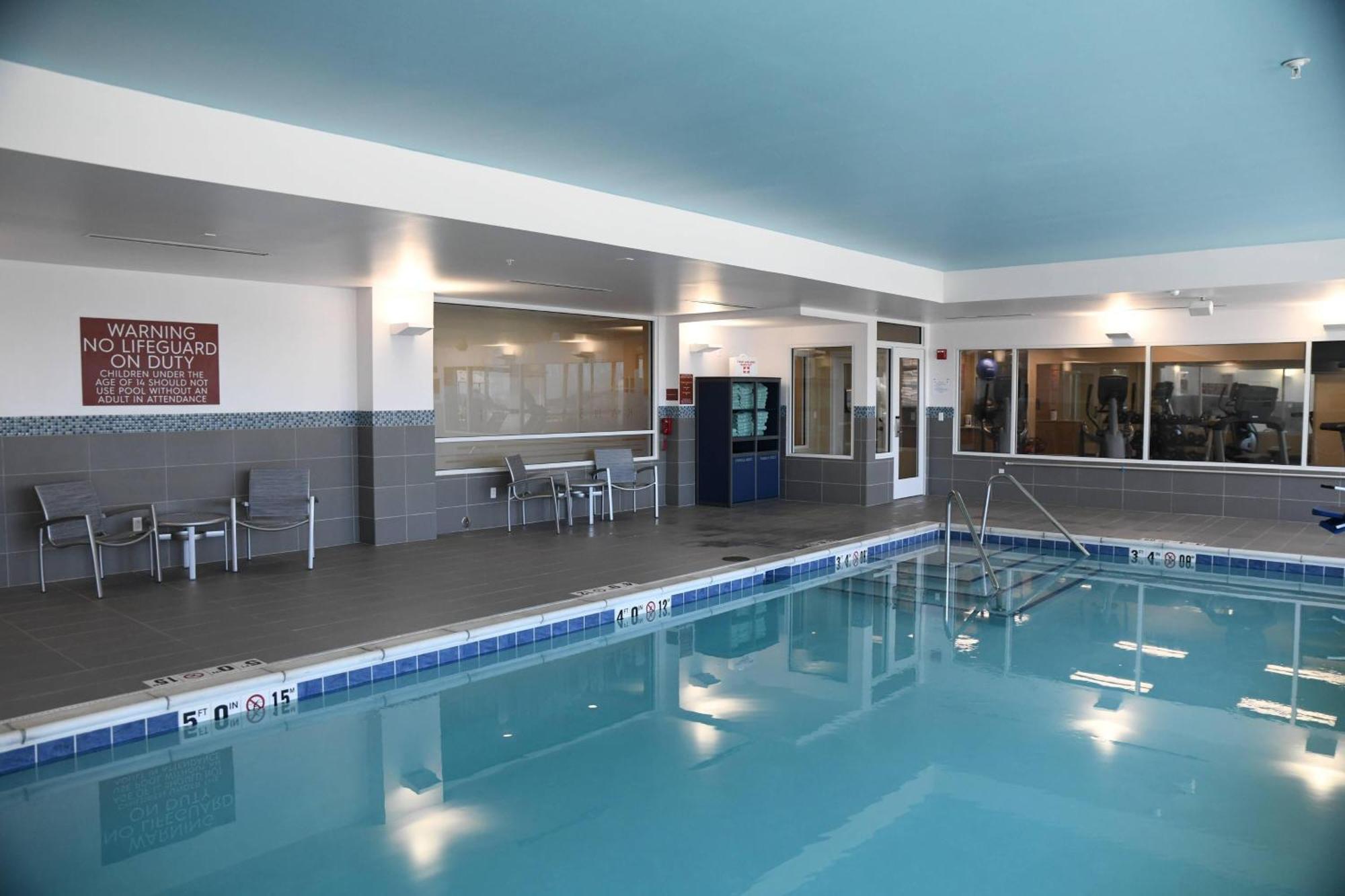 Towneplace Suites Kansas City At Briarcliff Exterior foto