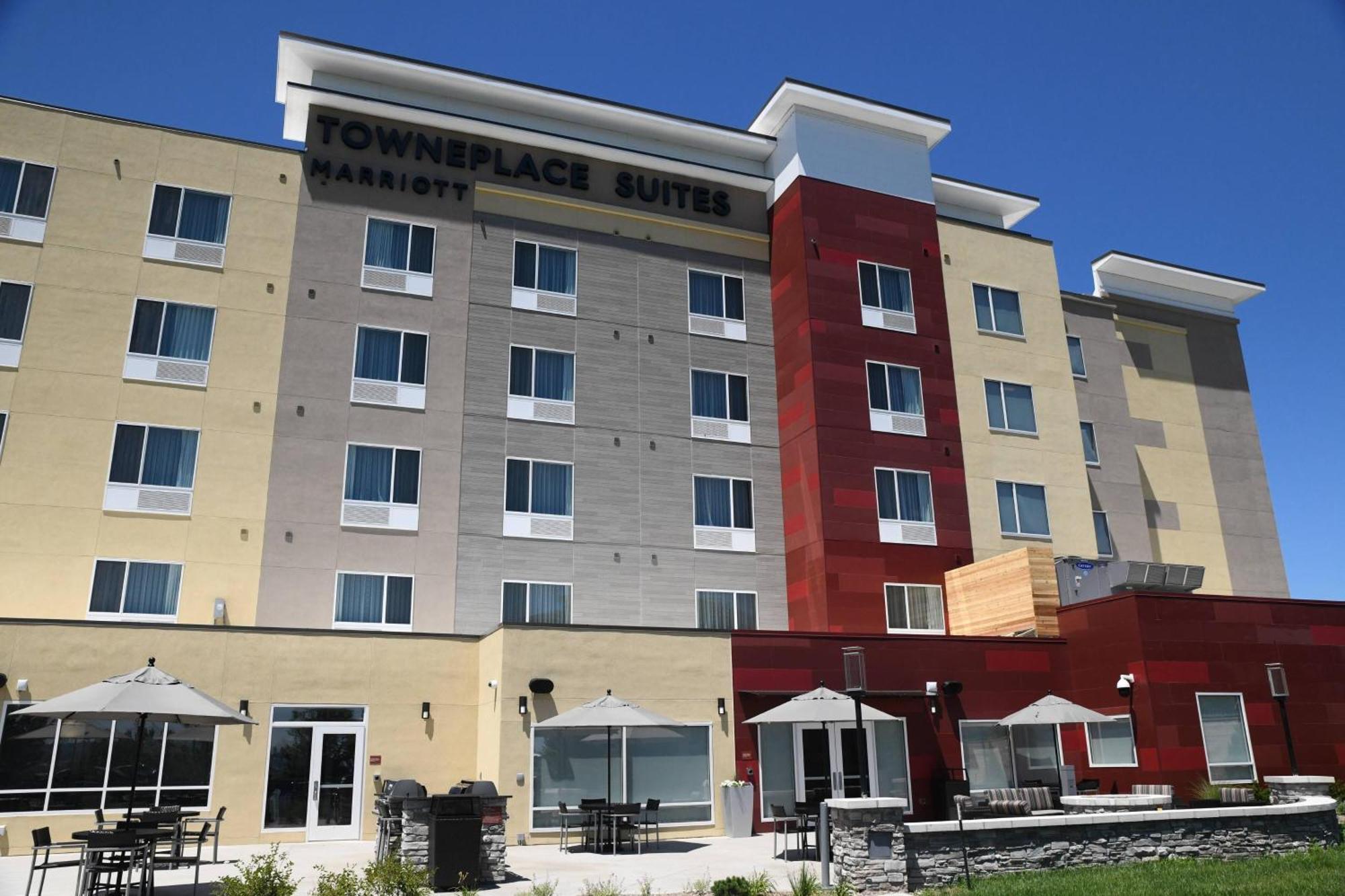 Towneplace Suites Kansas City At Briarcliff Exterior foto